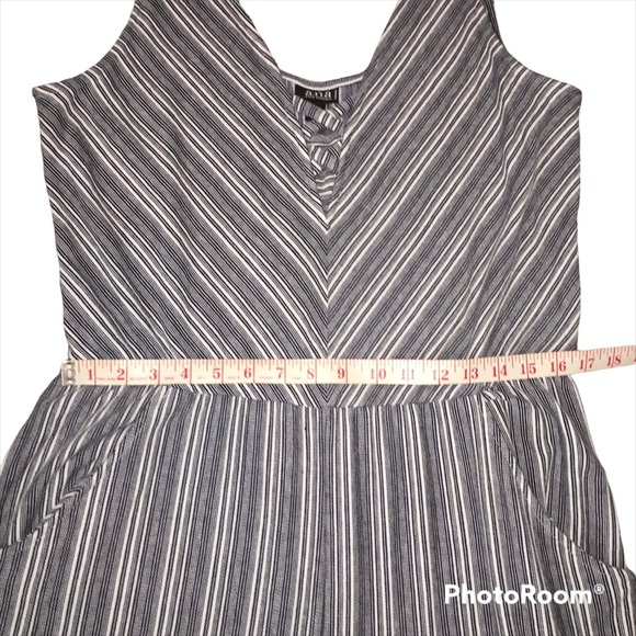 A.N.A. Cropped Wide Leg Sleeveless Jumper Romper Sz 1X Blue Striped Pockets - Picture 8 of 11